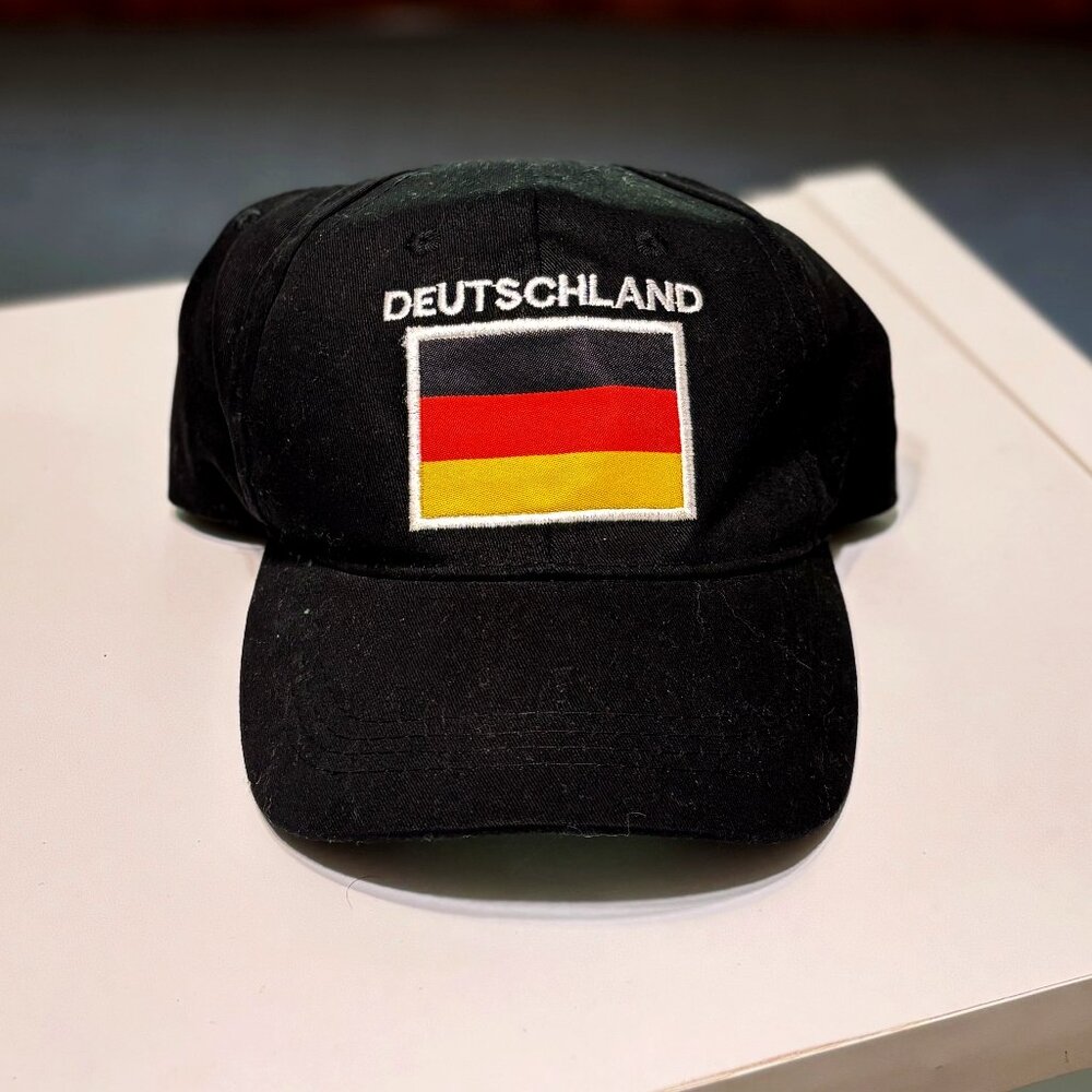 Deutschland "Germany, Country of People" ballcap, OS